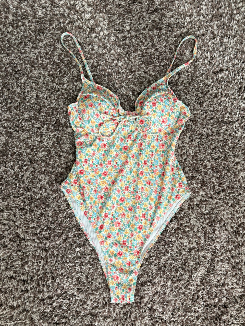 Cupshe White One-Piece Swimsuit
